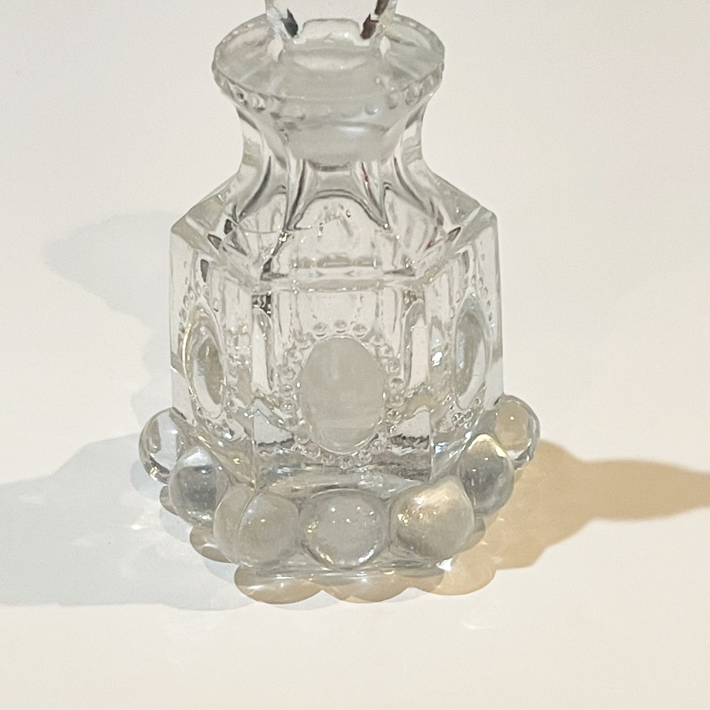 Vintage / Antique Perfume Bottle with Stopper Glass Crystal - Picture 3 of 14